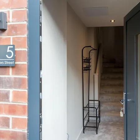 1 Bedroom Flat - Long Term Rates-contractors-professionals-relocation * Leeds (West Yorkshire)