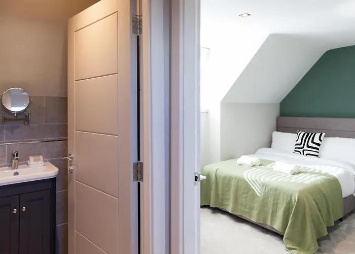 Apartamento 1-bed - 5-min Walk To Station - Long *