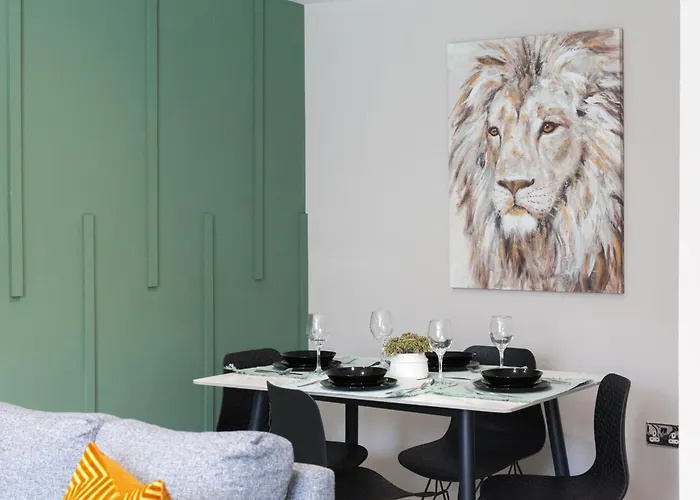 1-bed - 5-min Walk To Station - Long شقة ليدز