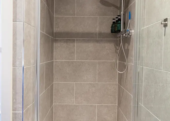 Apartamento 1-bed - 5-min Walk To Station - Long *