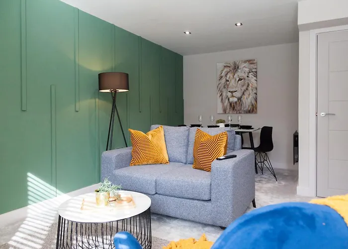 1-bed - 5-min Walk To Station - Long * Leeds (West Yorkshire)