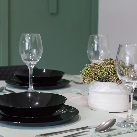 Apartament 1 Bedroom Flat - Long Term Rates-contractors-professionals-relocation *